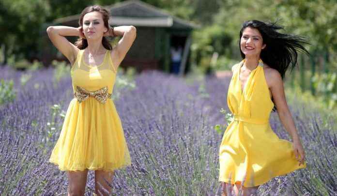 Rochii de vară – Trenduri modele si sfaturi rochii de vara 2018 - 2019-min